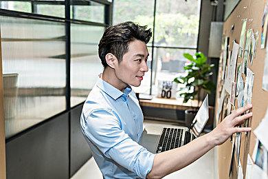 足球模拟游戏《足球明星传奇24》Steam页面上线 支持简中